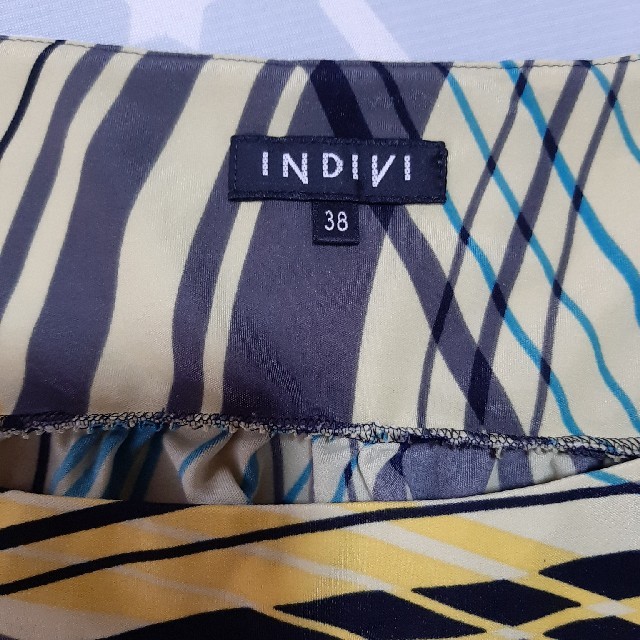 INDIVI(インディヴィ)のINDIVI☆トップス☆イエロー　美品 レディースのトップス(カットソー(半袖/袖なし))の商品写真