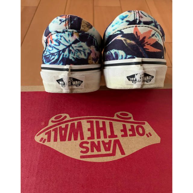 VANS(ヴァンズ)のVANS スリッポン23.5 レディースの靴/シューズ(スリッポン/モカシン)の商品写真