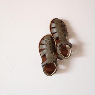 キャラメルベビー&チャイルド(Caramel baby&child )のEureka sandals  サンダル　新品未使用(サンダル)