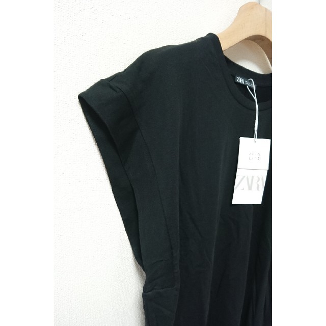 ZARA(ザラ)の今季 新品 ZARA ザラ フレンチスリーブ Tシャツ 半袖 トップス レディースのトップス(Tシャツ(半袖/袖なし))の商品写真