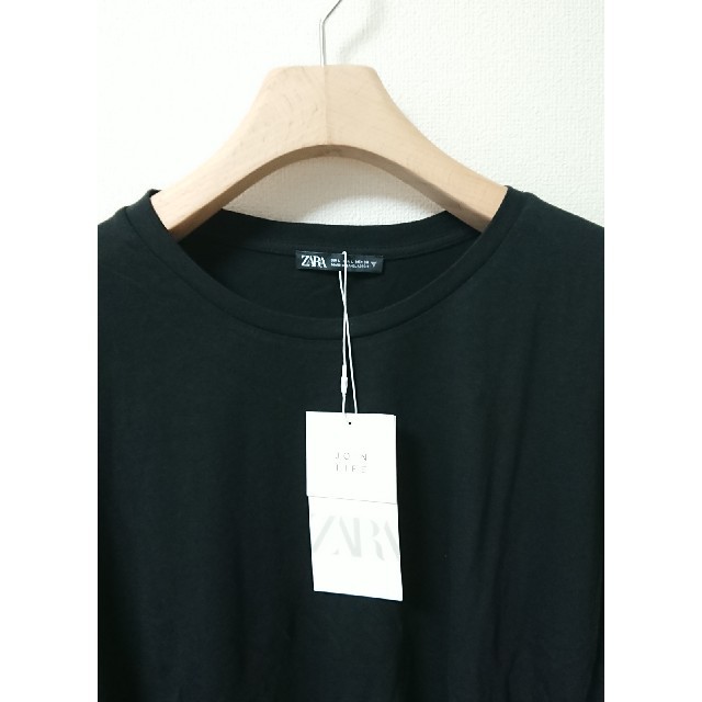 ZARA(ザラ)の今季 新品 ZARA ザラ フレンチスリーブ Tシャツ 半袖 トップス レディースのトップス(Tシャツ(半袖/袖なし))の商品写真