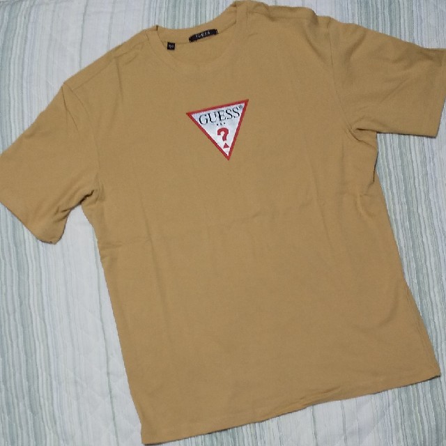 GUESS(ゲス)のGUESS Tシャツ Lサイズ メンズのトップス(Tシャツ/カットソー(半袖/袖なし))の商品写真