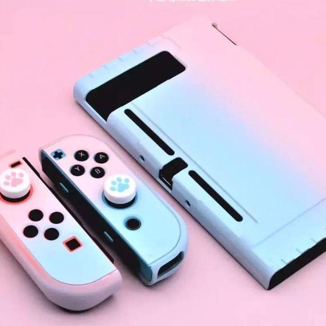Nintendo Switch 新品未使用 ニンテンドースイッチ カバー ケース ピンク ブルーの通販 By ひな S Shop ニンテンドー スイッチならラクマ