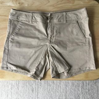 アメリカンイーグル(American Eagle)の値下げしました！AMERICAN EAGLE ショートパンツ(ショートパンツ)