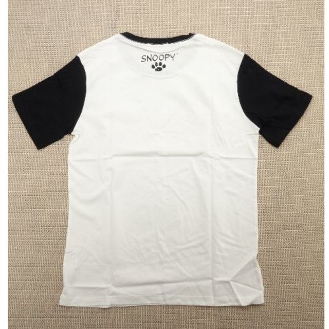 SNOOPY(スヌーピー)のT-0033　スヌーピー　Tシャツ　Lサイズ メンズのトップス(Tシャツ/カットソー(半袖/袖なし))の商品写真