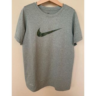 ナイキ(NIKE)のナイキ　半袖Tシャツ(Tシャツ/カットソー)