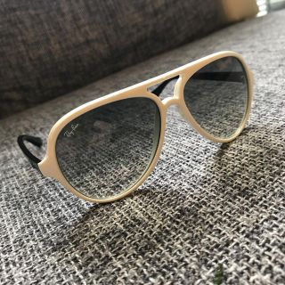 レイバン(Ray-Ban)の【最終値下げです】レイバン　Ray-Ban RB4125 サングラス　(サングラス/メガネ)