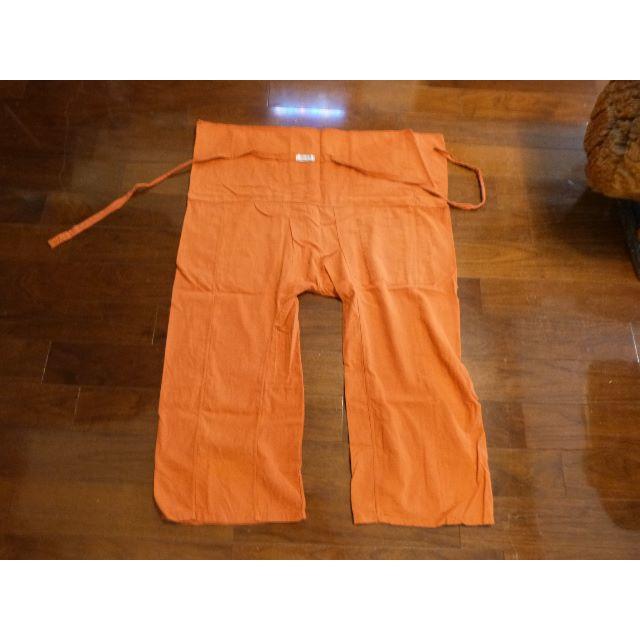 タイパンツ　オレンジ メンズのパンツ(サルエルパンツ)の商品写真