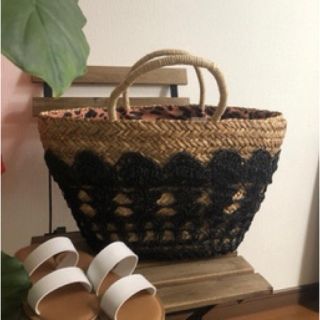 ザラ(ZARA)の新品★THE FIRST womanストローかごバック★完売品(かごバッグ/ストローバッグ)