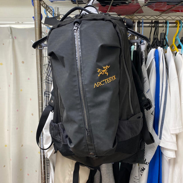 ARC'TERYX(アークテリクス)のARC'TERYX 24016 ARC'TERYX ARRO 22 メンズのバッグ(バッグパック/リュック)の商品写真