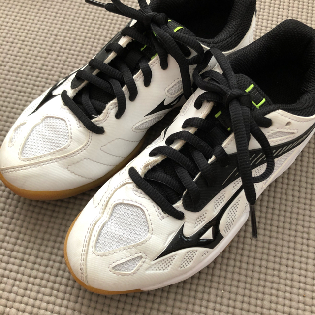 MIZUNO(ミズノ)のミズノ20cm バレーボールシューズJr  キッズ/ベビー/マタニティのキッズ靴/シューズ(15cm~)(スクールシューズ/上履き)の商品写真