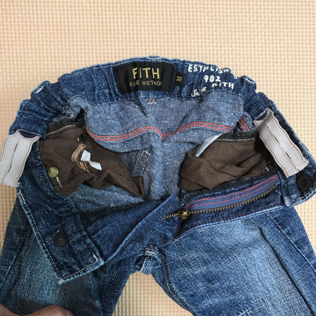 FITH(フィス)のフィス　fith デニム　パンツ　m 90くらい　 キッズ/ベビー/マタニティのキッズ服男の子用(90cm~)(パンツ/スパッツ)の商品写真