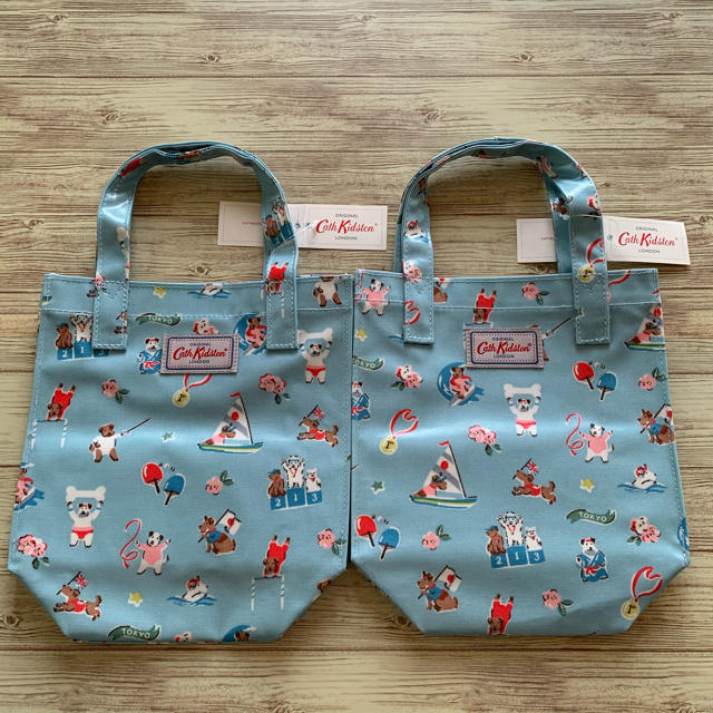 Cath Kidston(キャスキッドソン)のキャスドン　スポーティドッグス　ミニトート　2枚セット レディースのバッグ(トートバッグ)の商品写真