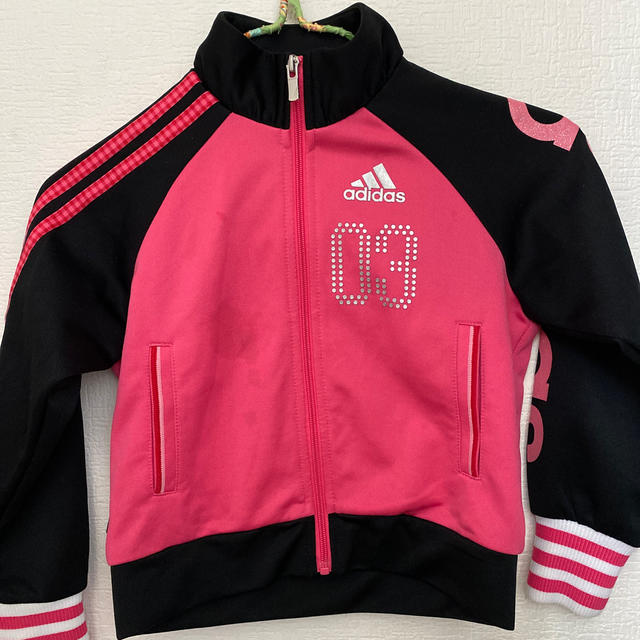 adidas(アディダス)のアディダスキッズジャージ上110㎝ キッズ/ベビー/マタニティのキッズ服女の子用(90cm~)(ジャケット/上着)の商品写真