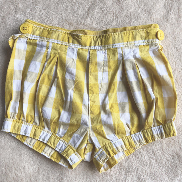 babyGAP(ベビーギャップ)のBaby GAP ショートパンツ　80㎝ キッズ/ベビー/マタニティのベビー服(~85cm)(パンツ)の商品写真