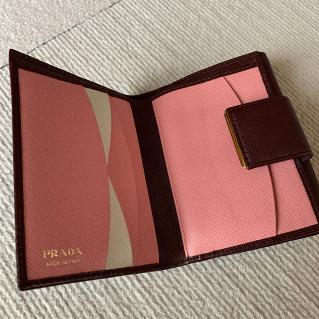 PRADA  財布　プラダ