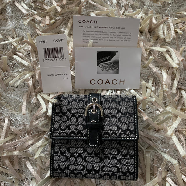 ☆新品未使用☆COACH 二つ折財布　ミニシグネチャー　ベルトデザイン