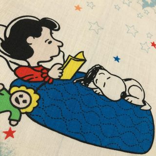 スヌーピー(SNOOPY)の🌜ビンテージ カーテン🌛スヌーピー  シーツ(生地/糸)