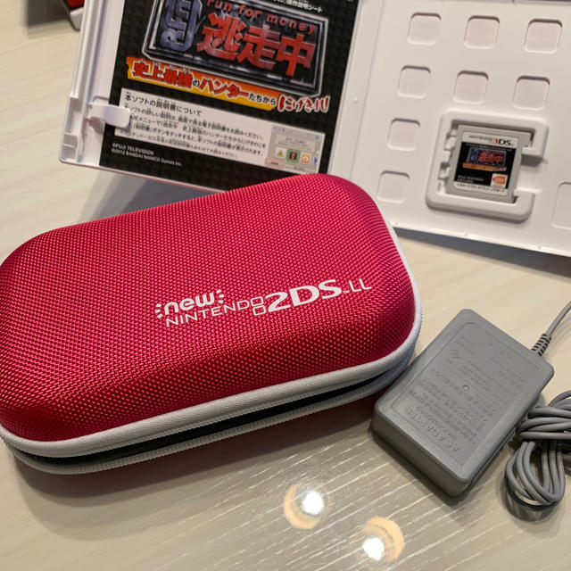 ニンテンドー2DS(ニンテンドー2DS)のNintendo ゲーム機本体 NEW ニンテンドー 2DS LL ホワイト/ラ エンタメ/ホビーのゲームソフト/ゲーム機本体(携帯用ゲーム機本体)の商品写真