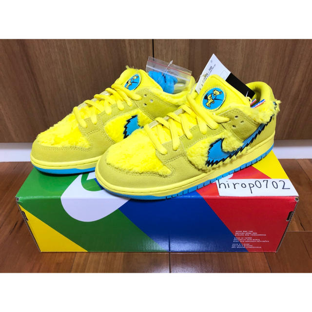 NIKE(ナイキ)のNIKE SB DUNK LOW GRATEFUL DEAD YELLOW  メンズの靴/シューズ(スニーカー)の商品写真