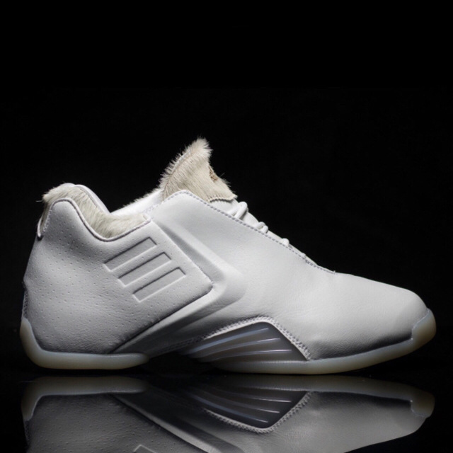 アディダス(Adidas) T-MAC 3 トリプルホワイト