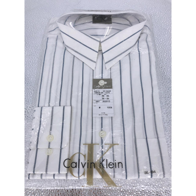 Calvin Klein(カルバンクライン)の(新品未使用)CK カルバンクライン　ドレスシャツ　ホワイト メンズのトップス(シャツ)の商品写真