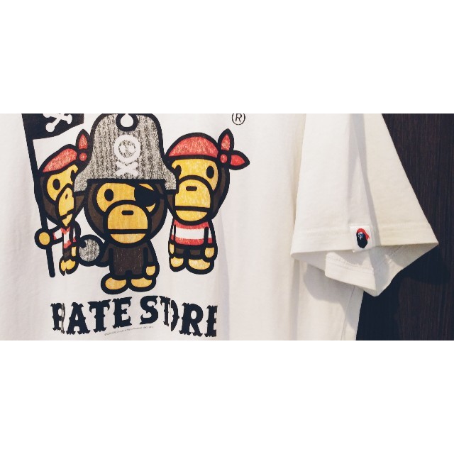 A BATHING APE(アベイシングエイプ)のA BATHING APE 海賊モチーフ　Tシャツ　ビッグシルエット メンズのトップス(Tシャツ/カットソー(半袖/袖なし))の商品写真