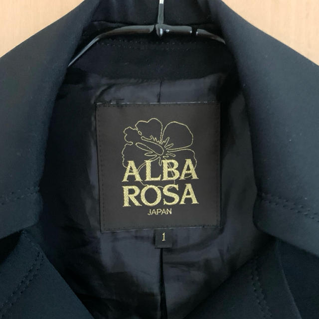 ALBA ROSA(アルバローザ)のALBA ROSA トレンチ風ショートコート レディースのジャケット/アウター(トレンチコート)の商品写真