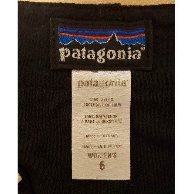 patagonia(パタゴニア)のパタゴニア　patagonia　サーフ　パンツ　ショート　黒　中古 レディースのパンツ(ショートパンツ)の商品写真