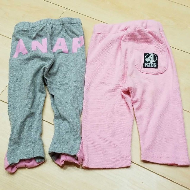 ANAP Kids(アナップキッズ)のANAP　90cm 2枚セット ズボン　スパッツ　女の子 キッズ/ベビー/マタニティのキッズ服女の子用(90cm~)(パンツ/スパッツ)の商品写真
