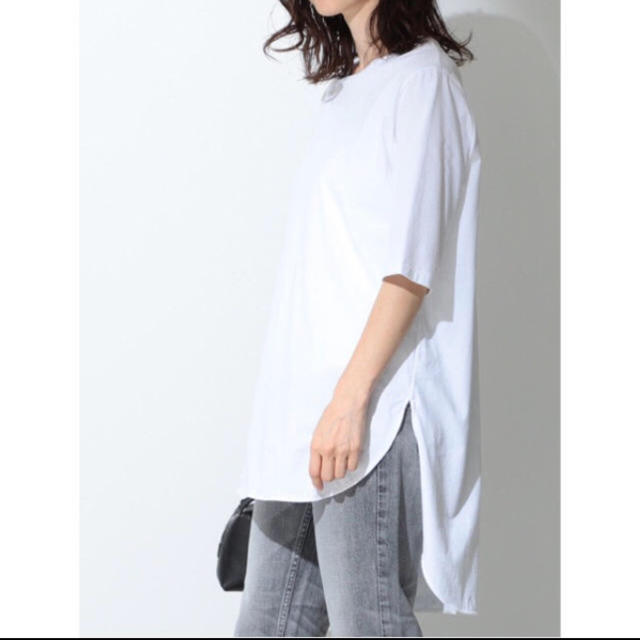 Demi-Luxe BEAMS(デミルクスビームス)のATON＊ラウンドヘムTシャツ　5分袖 レディースのトップス(Tシャツ(半袖/袖なし))の商品写真