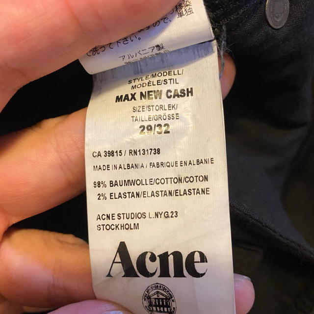 ACNE(アクネ)のACNE STUDIOS ブラックデニム メンズのパンツ(デニム/ジーンズ)の商品写真