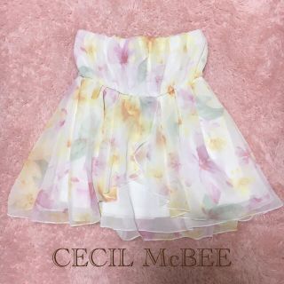 セシルマクビー(CECIL McBEE)のCECIL McBEE 花柄Tops(チュニック)