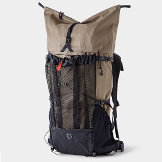 パタゴニア(patagonia)の【新品•未使用】山と道 THREE Dune / Mesh / M(登山用品)