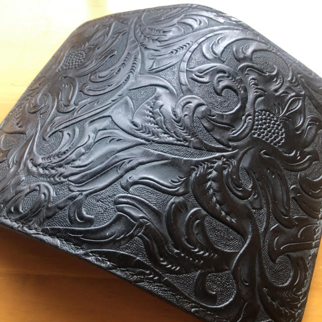 ALZUNI アルズニ 二つ折り財布 本革 ブラック - 財布