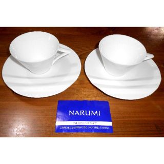 ナルミ(NARUMI)の美品◆ナルミ【ボーンチャイナ】白のティーカップ＆ソーサー2客セット(グラス/カップ)