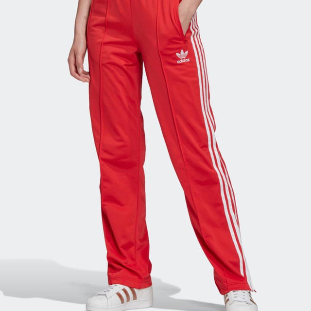 adidas(アディダス)の【新品未使用】adidas originals アディダス トラックパンツ レディースのパンツ(その他)の商品写真