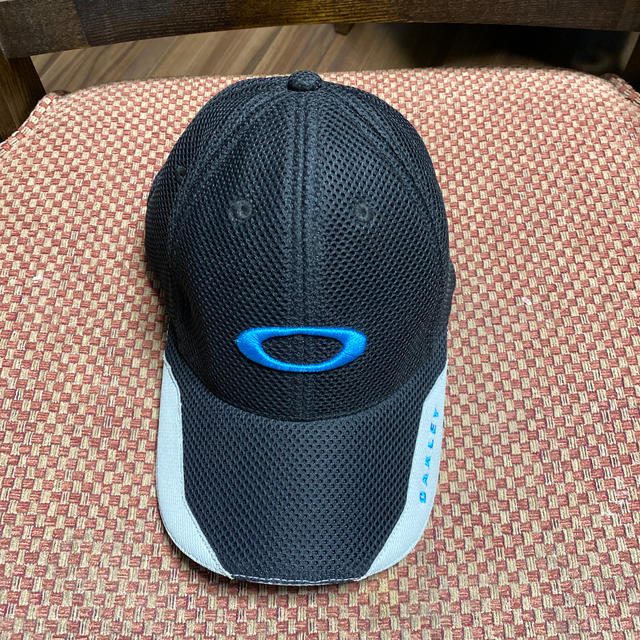 Oakley(オークリー)のオークリー  ゴルフ キャップ メンズの帽子(キャップ)の商品写真