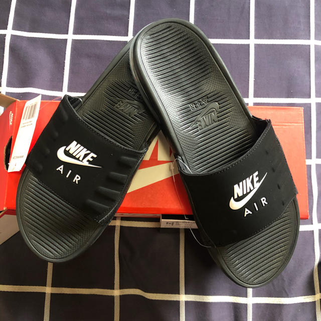 NIKE AIR MAX CAMDEN SLIDE