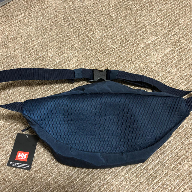 HELLY HANSEN(ヘリーハンセン)の【新品タグ付き】ヘリーハンセン　ボディ　ヒップ　バッグ　ヘリーブルー メンズのバッグ(ボディーバッグ)の商品写真