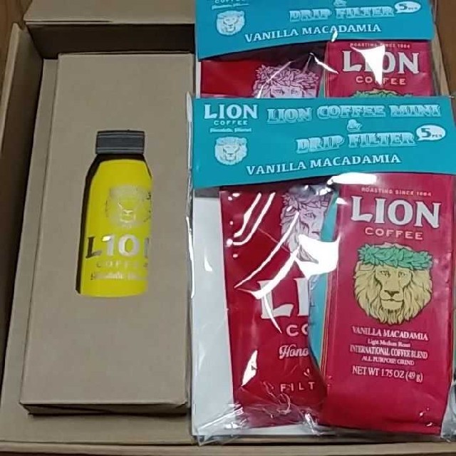 LION(ライオン)のライオンコーヒー　ラバーボトル&コーヒーセット×２ 食品/飲料/酒の飲料(コーヒー)の商品写真