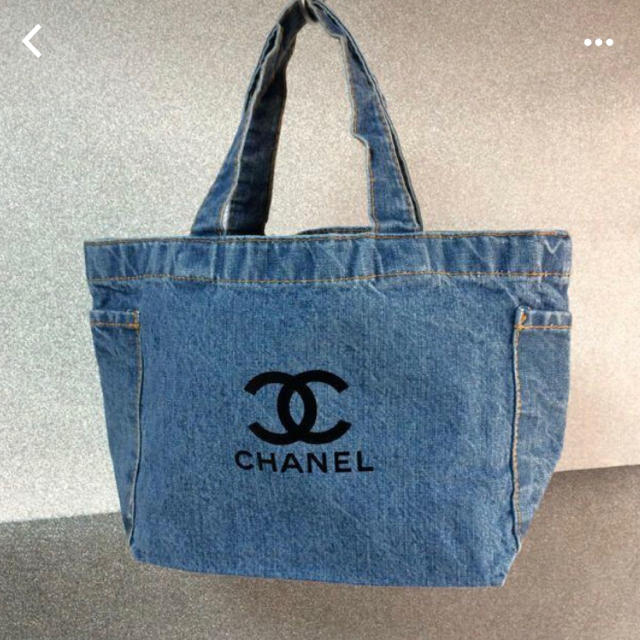 CHANELデニムトートバック