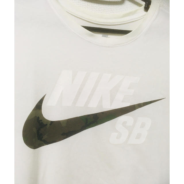 NIKE(ナイキ)のNIKE SB Tシャツ　Lサイズ メンズのトップス(Tシャツ/カットソー(半袖/袖なし))の商品写真