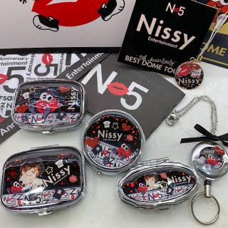 トリプルエー(AAA)のまーま様専用☆nissy四角ケース☆おしゃれピン☆(ミュージシャン)