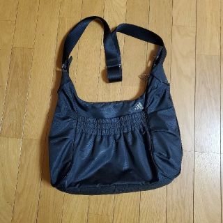 アディダス(adidas)の【ららん様専用】【adidas】ショルダーバッグ★黒★(ショルダーバッグ)