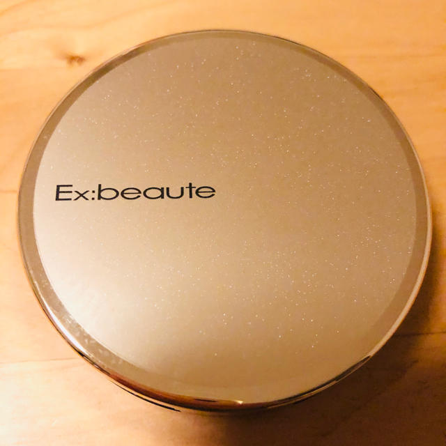 Ex:beaute(エクスボーテ)のエクスボーテ　ホワイトカバークッション コスメ/美容のベースメイク/化粧品(ファンデーション)の商品写真