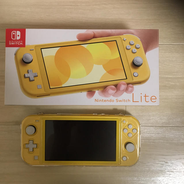 Nintendo Switch Lite イエロー