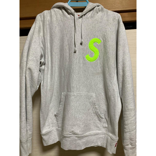 supreme Sロゴ パーカー - burnet.com.ar