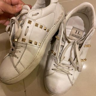 Valentino 白スニーカー