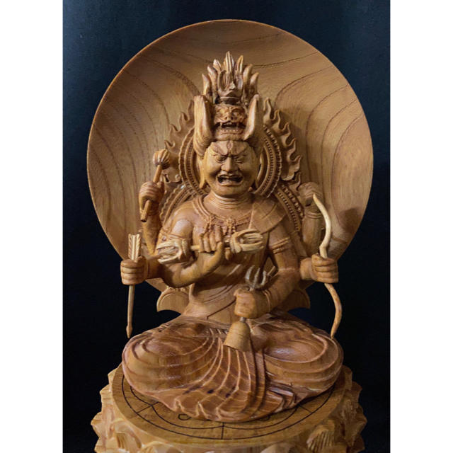 井波彫刻　総ケヤキ材　仏教工芸品　木彫仏教　仏師で仕上げ品 　愛染明王座像